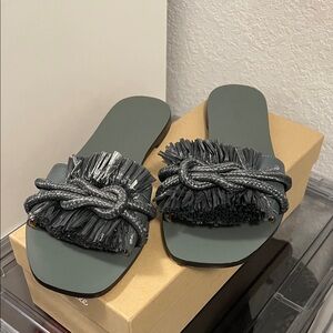 Tory Burch grey/blue Fringe Sandals